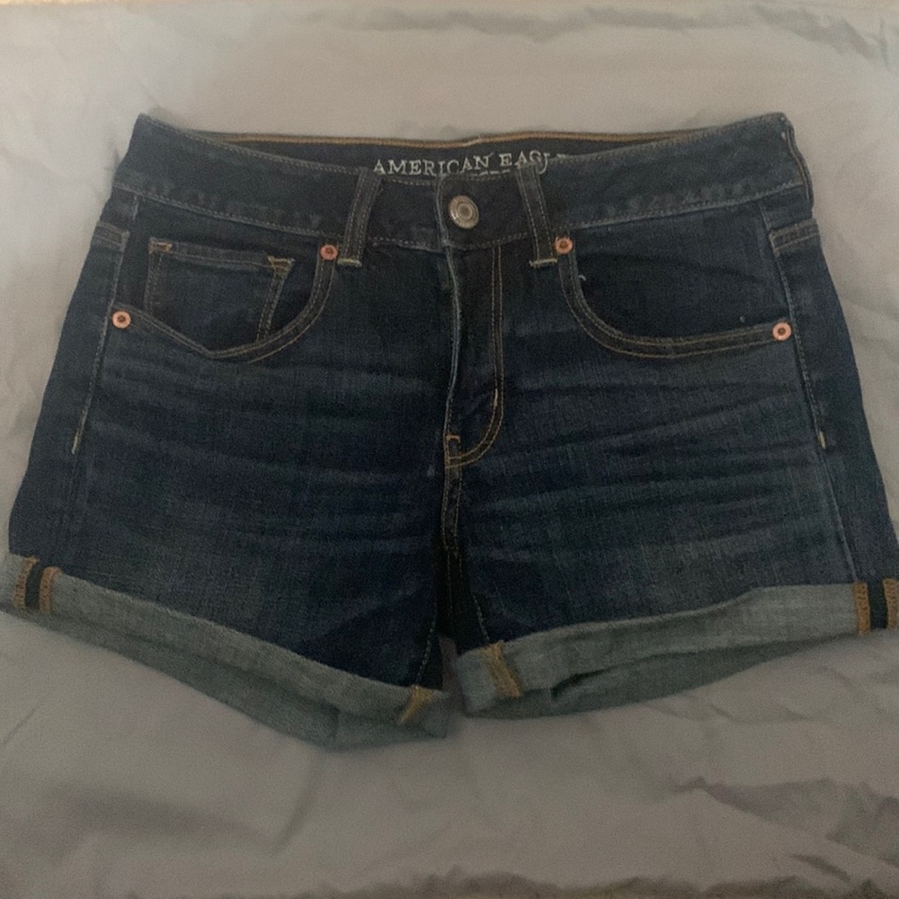 American Eagle - Super Stretch Midi Short - Size 6